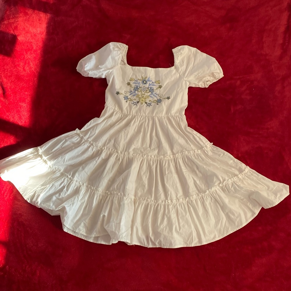 | Floral Dress Kids | Size 11/12 |